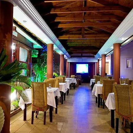 Perla Marina Affittacamere 4*