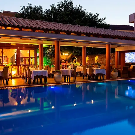 Perla Marina 4*