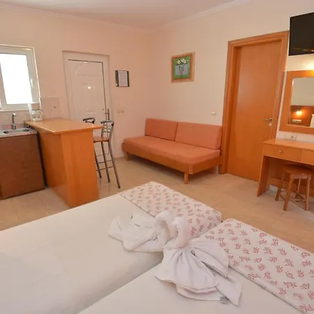 Gasthuis Perla Marina 4*